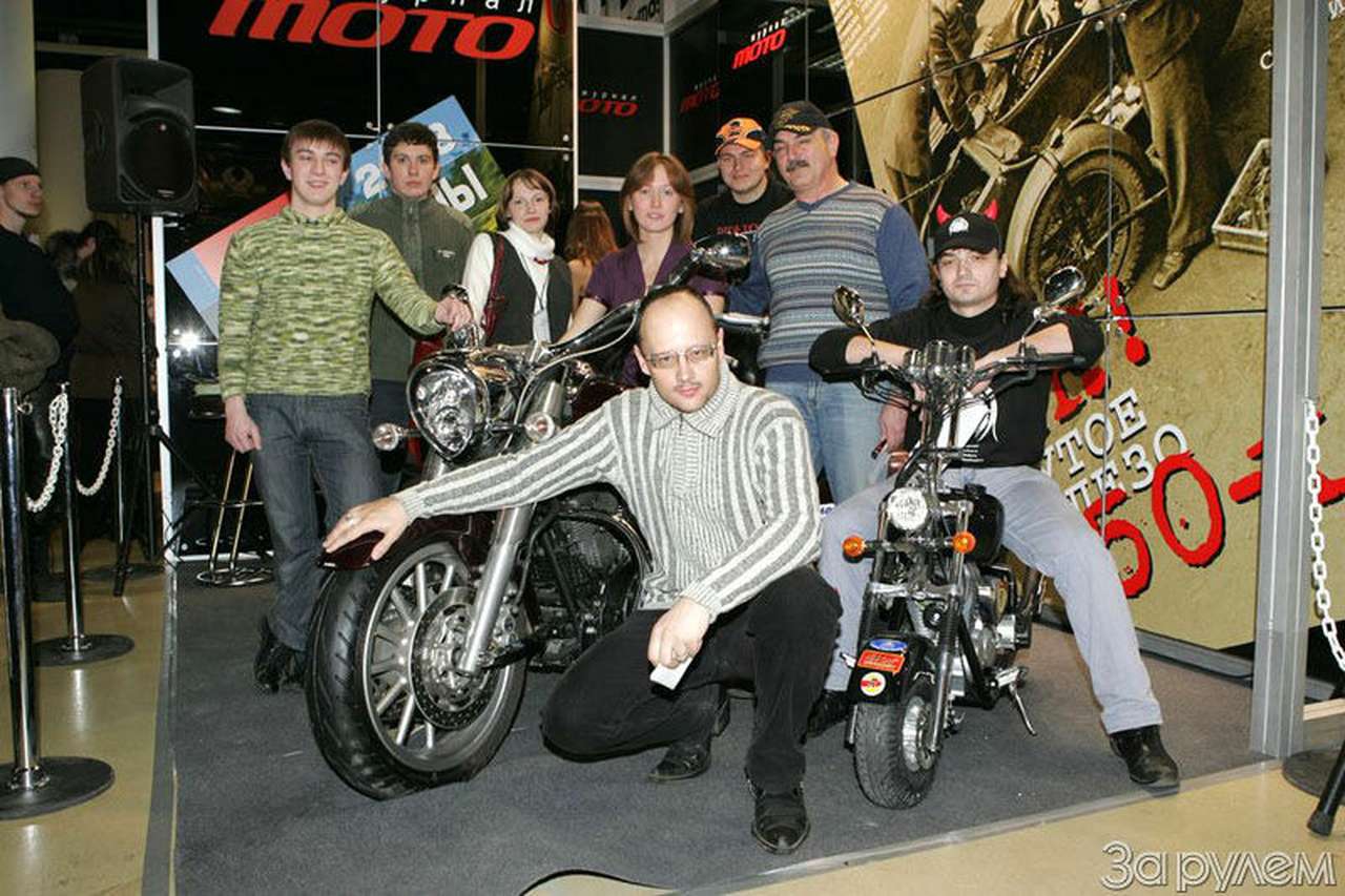 «Мото» вручил мини-чоппер победителю конкурса