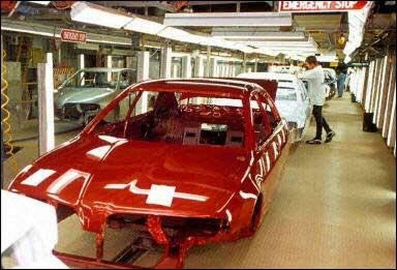 Mitsubishi замораживает проект в США