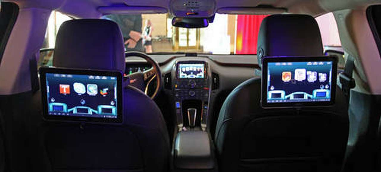 Автомобили Chrysler, Nissan и GM наиболее уязвимы для хакеров