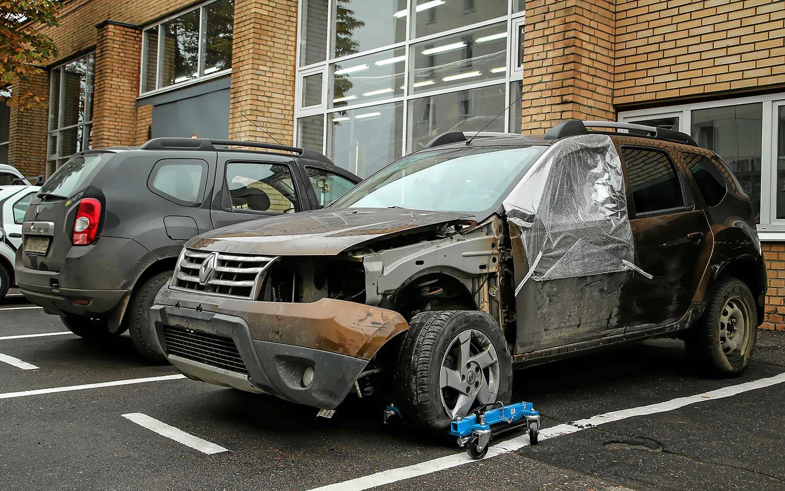 Ваз 2106 сломанная. Скачай сломанные машины. Битый автомобиль. Скачай сломанные машины. Скачай сломанные машины.