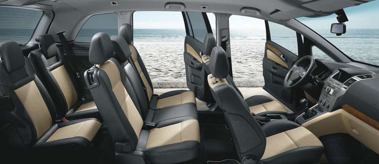 Обновленный Opel Zafira появится в январе