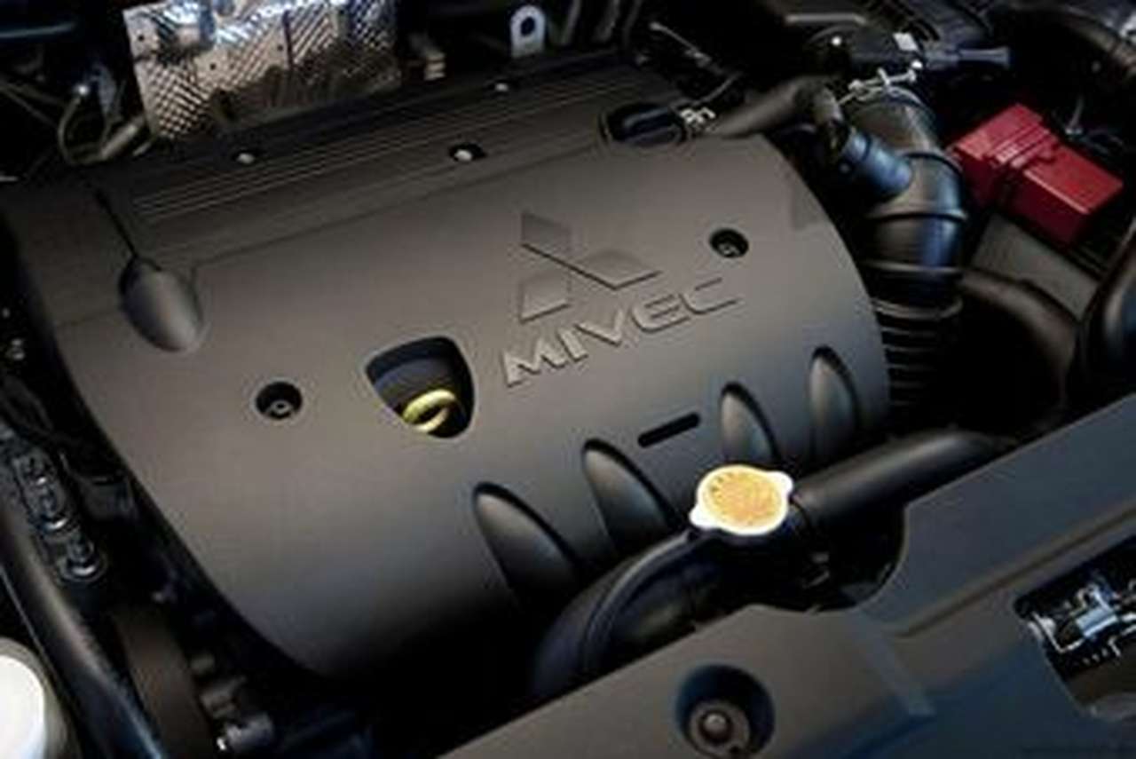 Mitsubishi научила Lancer и ASX экономить бензин