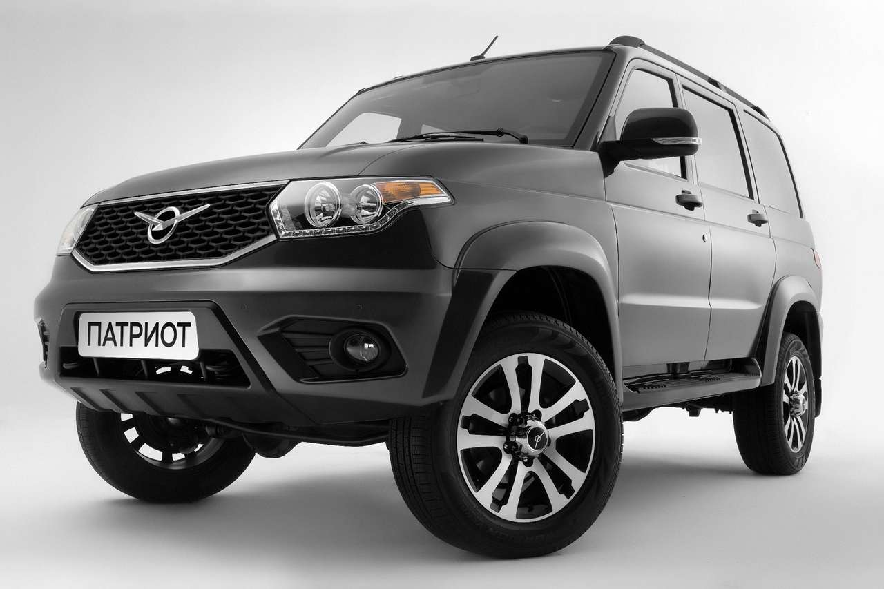 УАЗ снизил цены на Патриот - можно сэкономить 20-58 тысяч