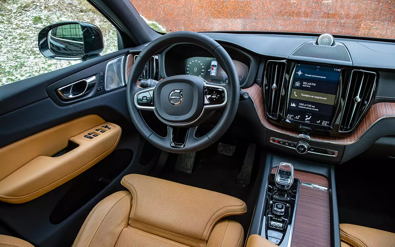 Volvo XC60 Т8 Twin Engine