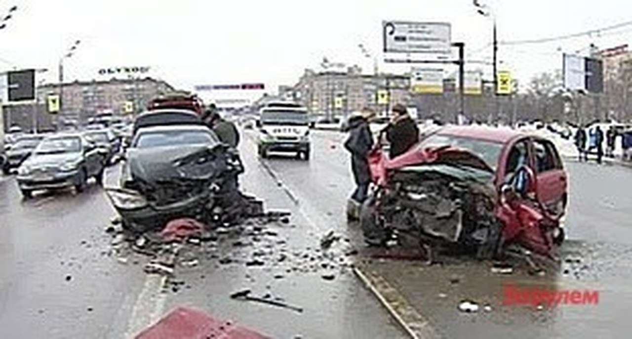 Эксперты ГУВД ответят за  ДТП на Ленинском 