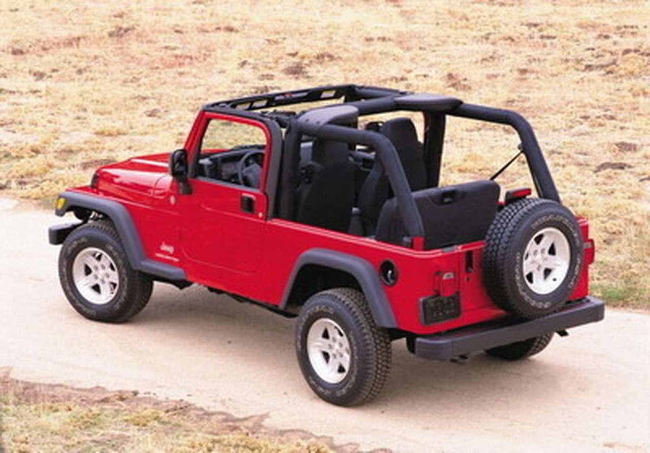 Jeep Wrangler стал просторнее