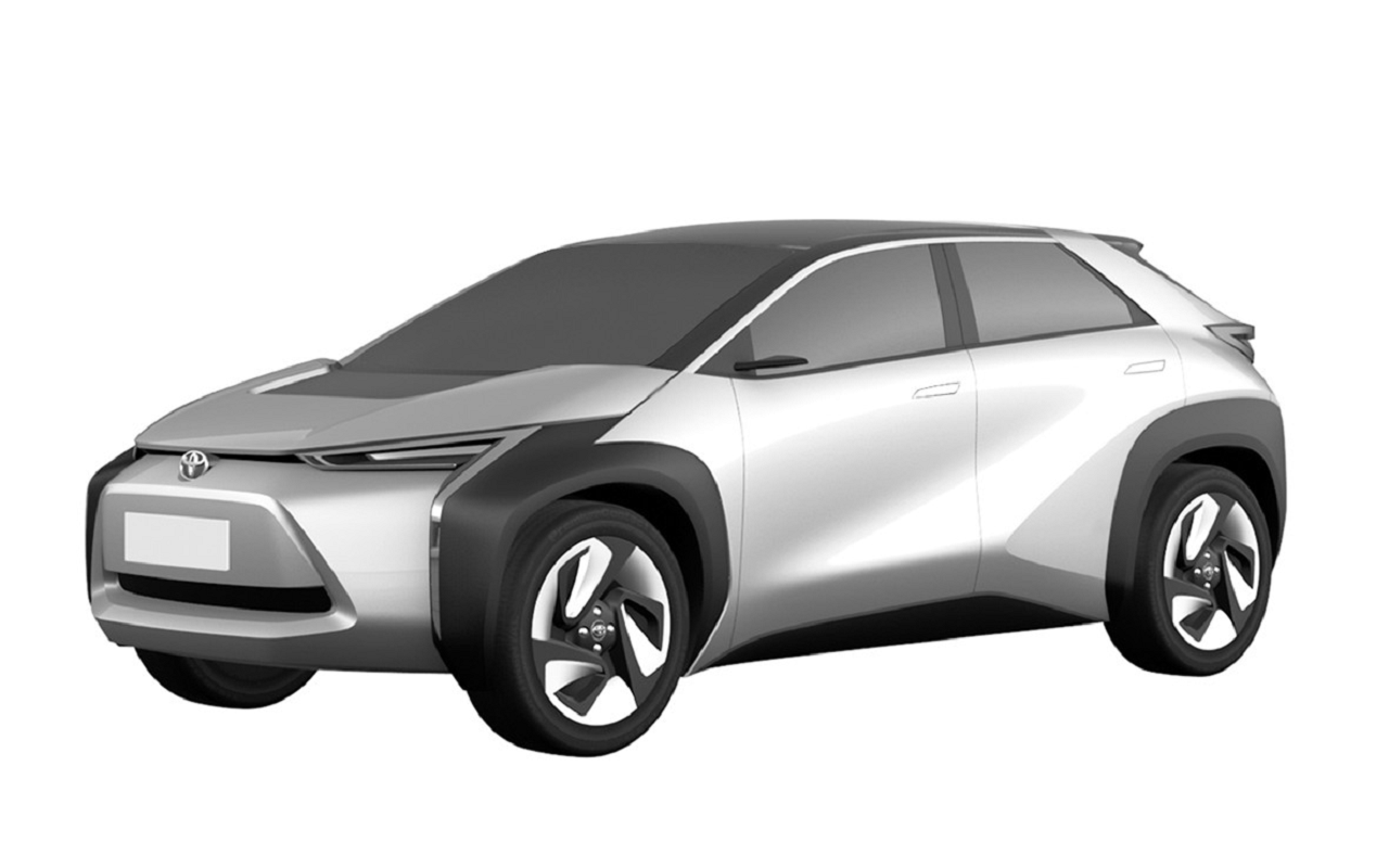 Первые изображения новых кроссоверов Toyota