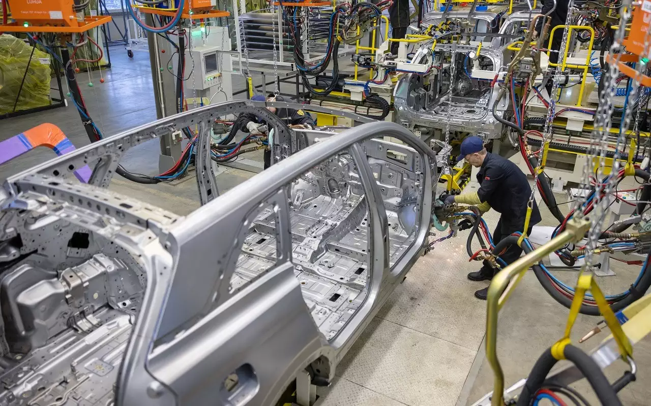 Эти машины собирают в России: называем бренды