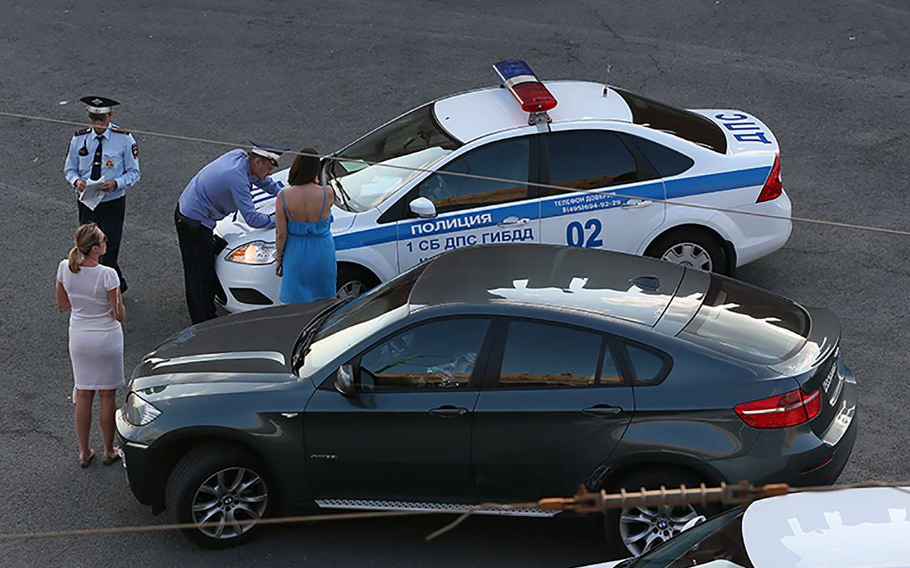 Стали участником спорной аварии? ГИБДД пришлет SMS!