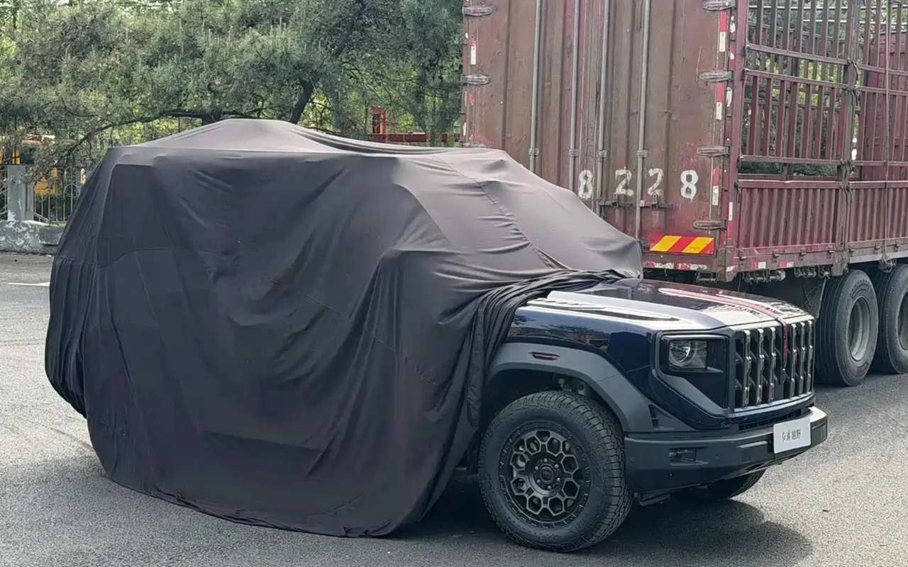 Новый кроссовер Hongqi
