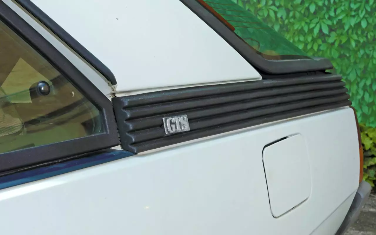 Продается машина диктатора – всего 500 евро