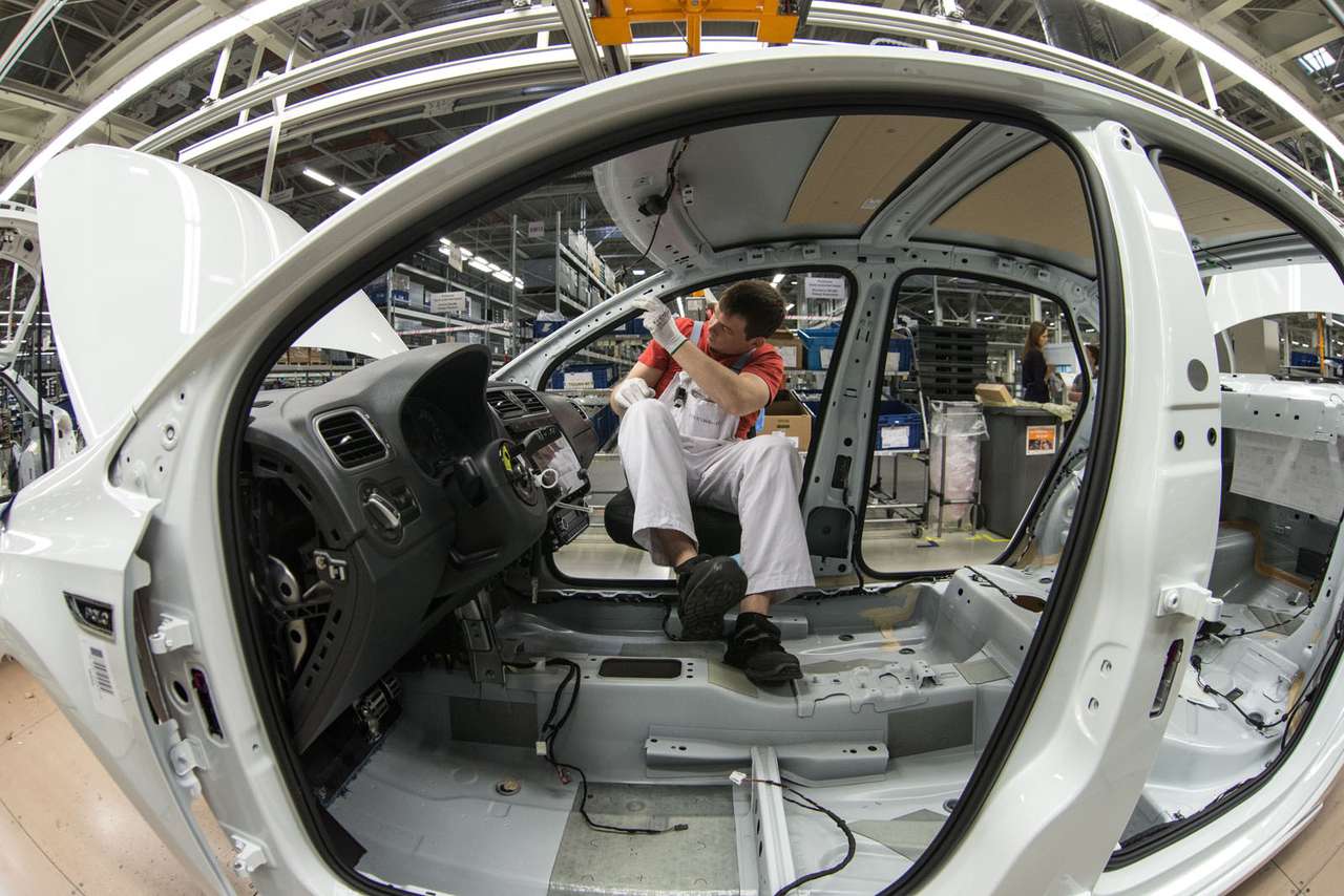 Минпромторг представил новую стратегию автопрома до 2025 года