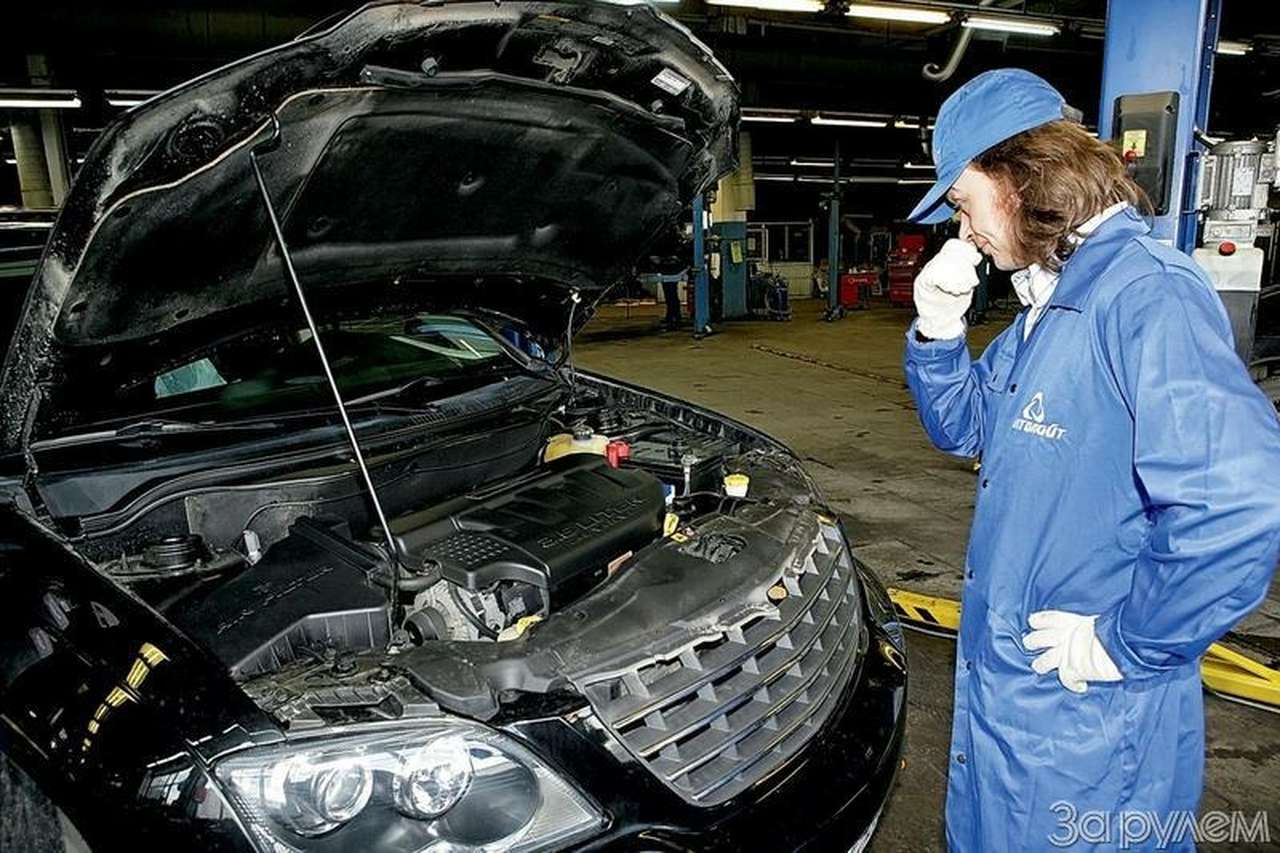 Автомеханик, говорящий по-английски