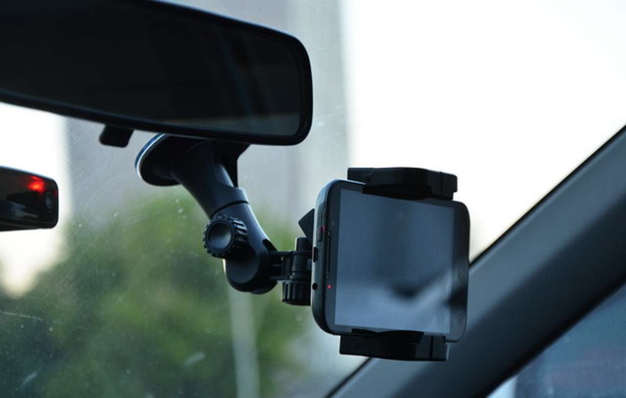 Смартфон как система безопасности водителя