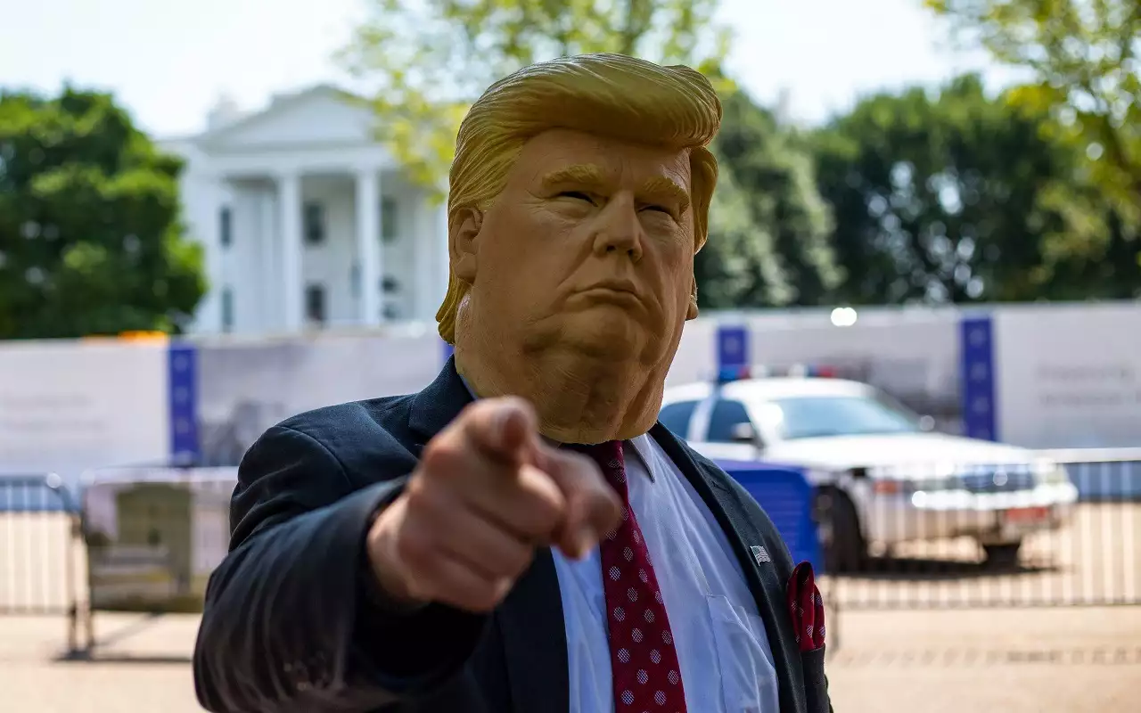 Вот сколько потеряли автопроизводители из-за Трампа: цифра шокирует