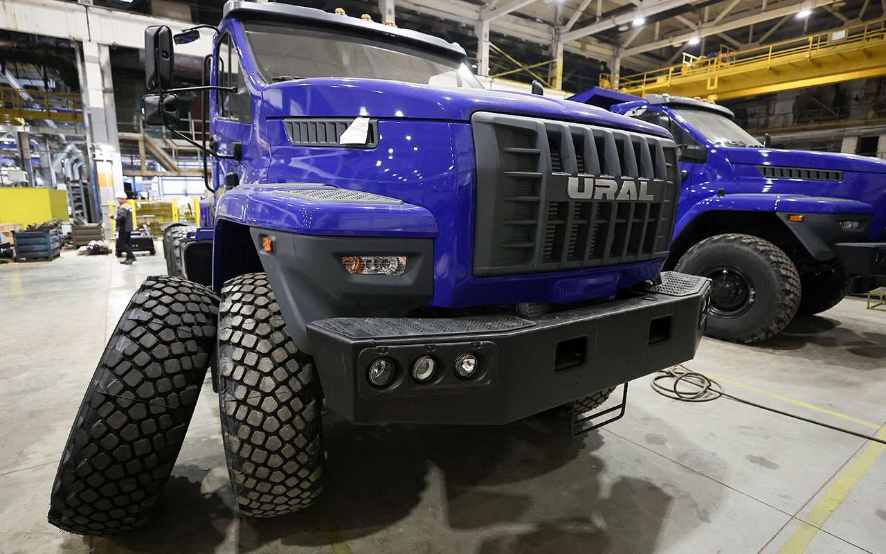 Грузовики Урал – как дела на заводе, где их собирают?