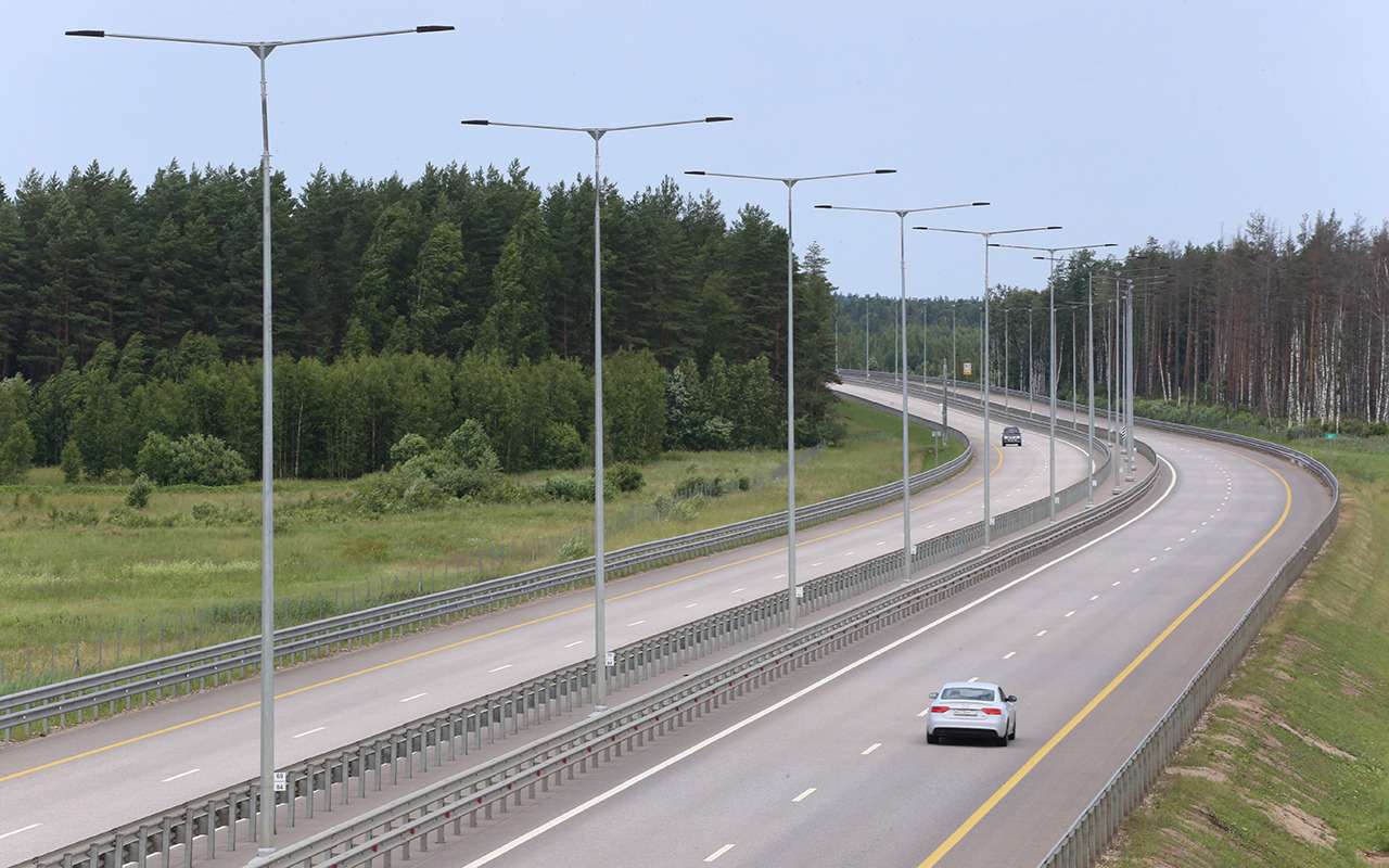 На трассе Москва-Петербург изменили скорость