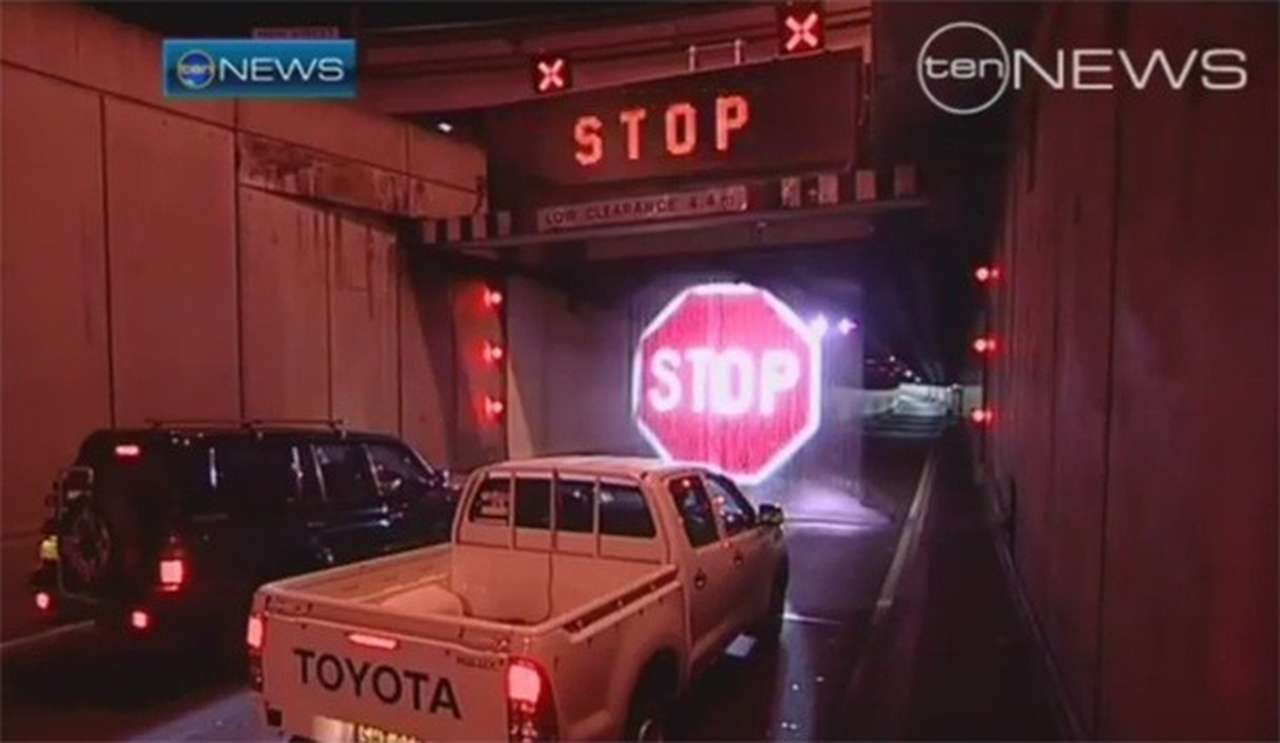 Австралийцы придумали дорожный знак, который невозможно не заметить