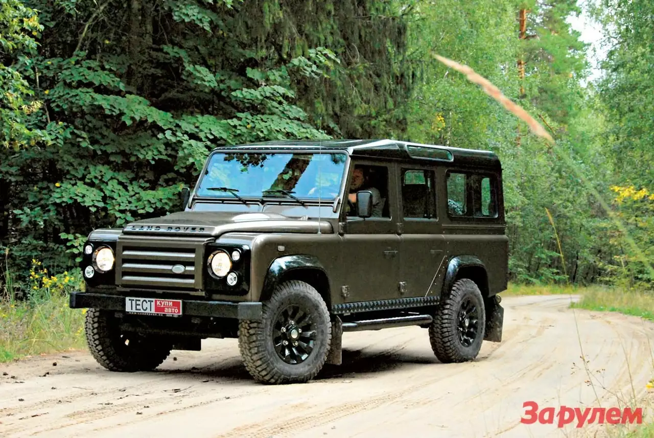 «Ленд-Ровер-Дефендер», от 1 785 000 руб., КАР: от 16,72 руб./км