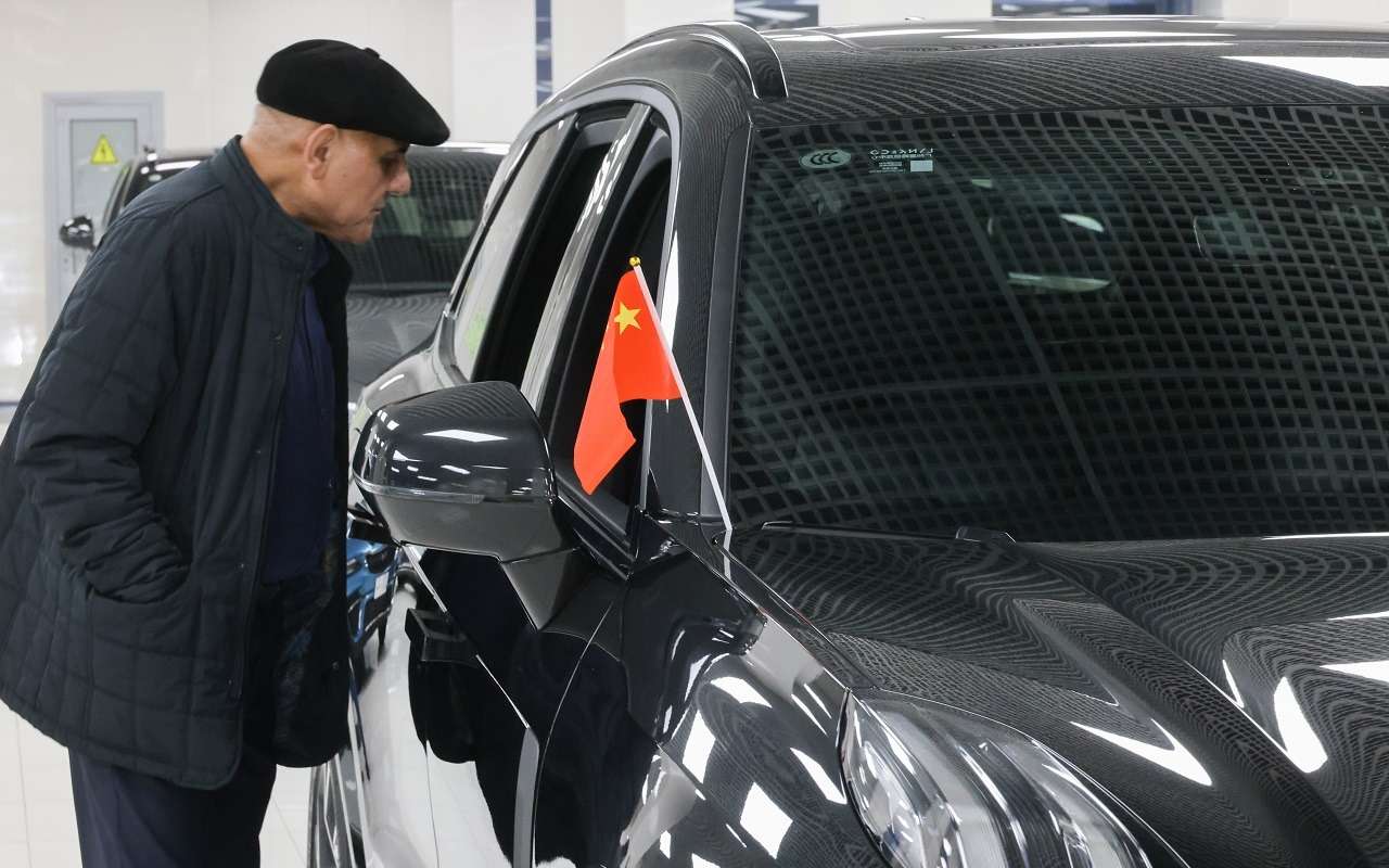 Стало известно, насколько просели продажи китайских автомобилей