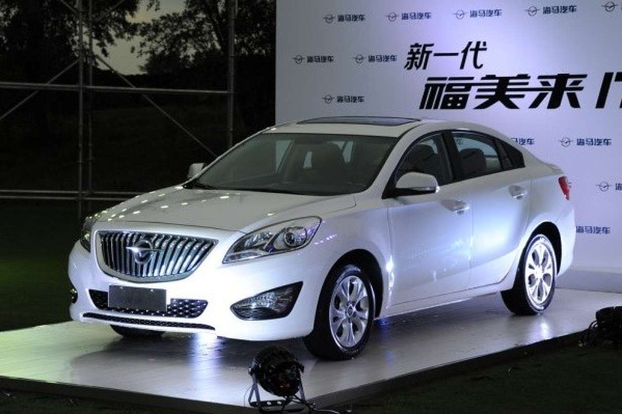 Дилерам показали новый среднеразмерный седан Haima M5