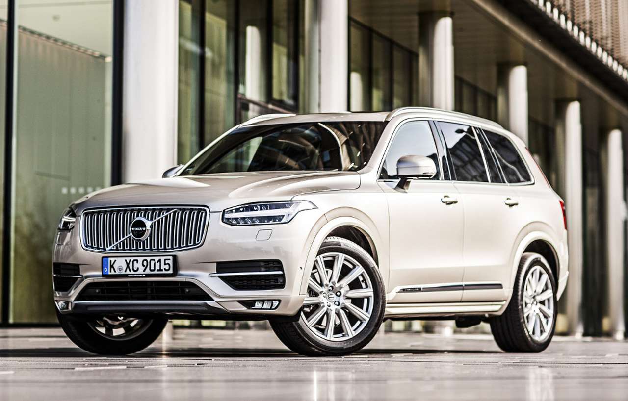 «Звездный» кроссовер Volvo XC90 появился в России