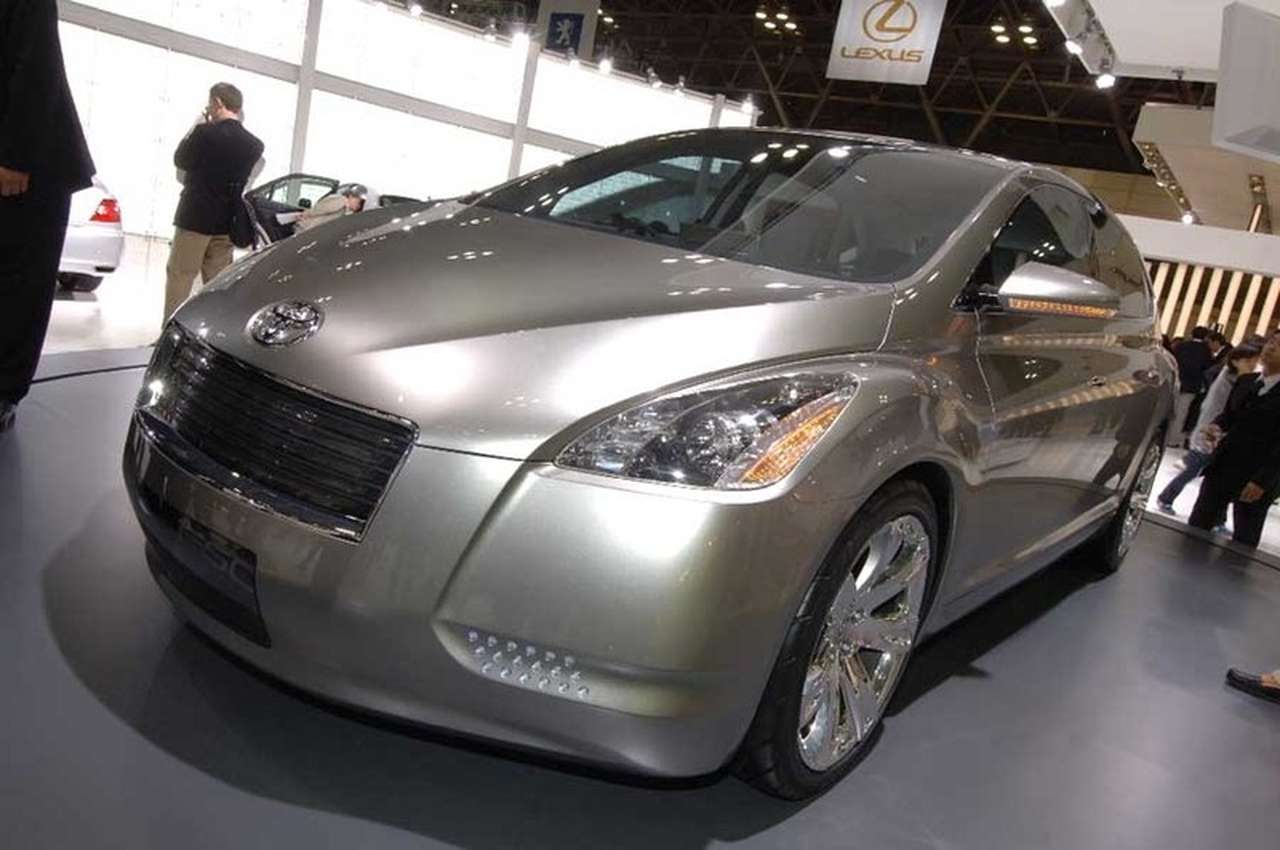 Первый кроссовер Toyota FSC