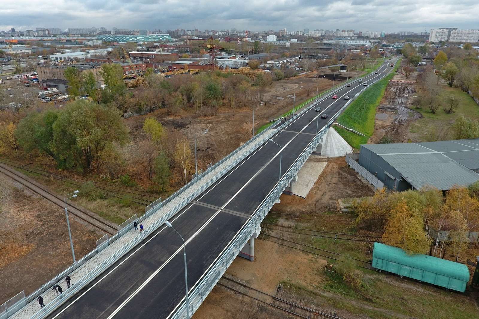 Эстакада железнодорожная фото