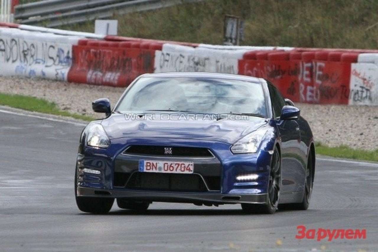 Nissan готовит новый заряженный GT-R