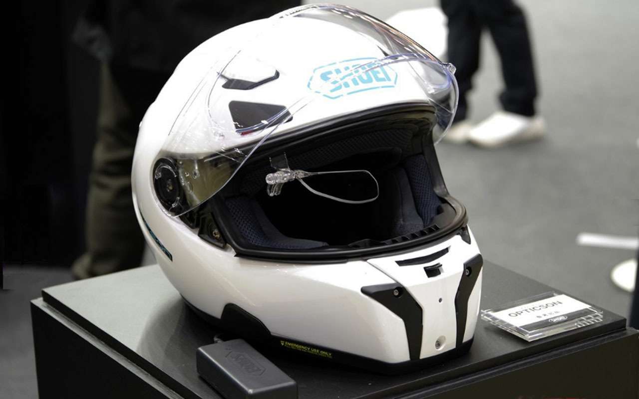 Shoei представил «умный» мотошлем