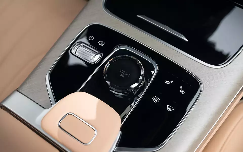 Честный тест-драйв Jaecoo J8: реальная ли это замена Мерседесу?