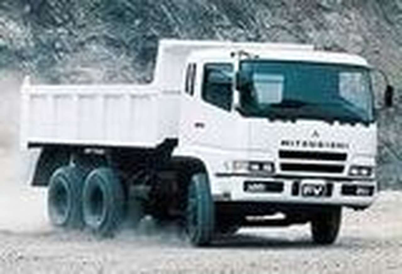 Грузовики Mitsubishi Fuso опять отзывают