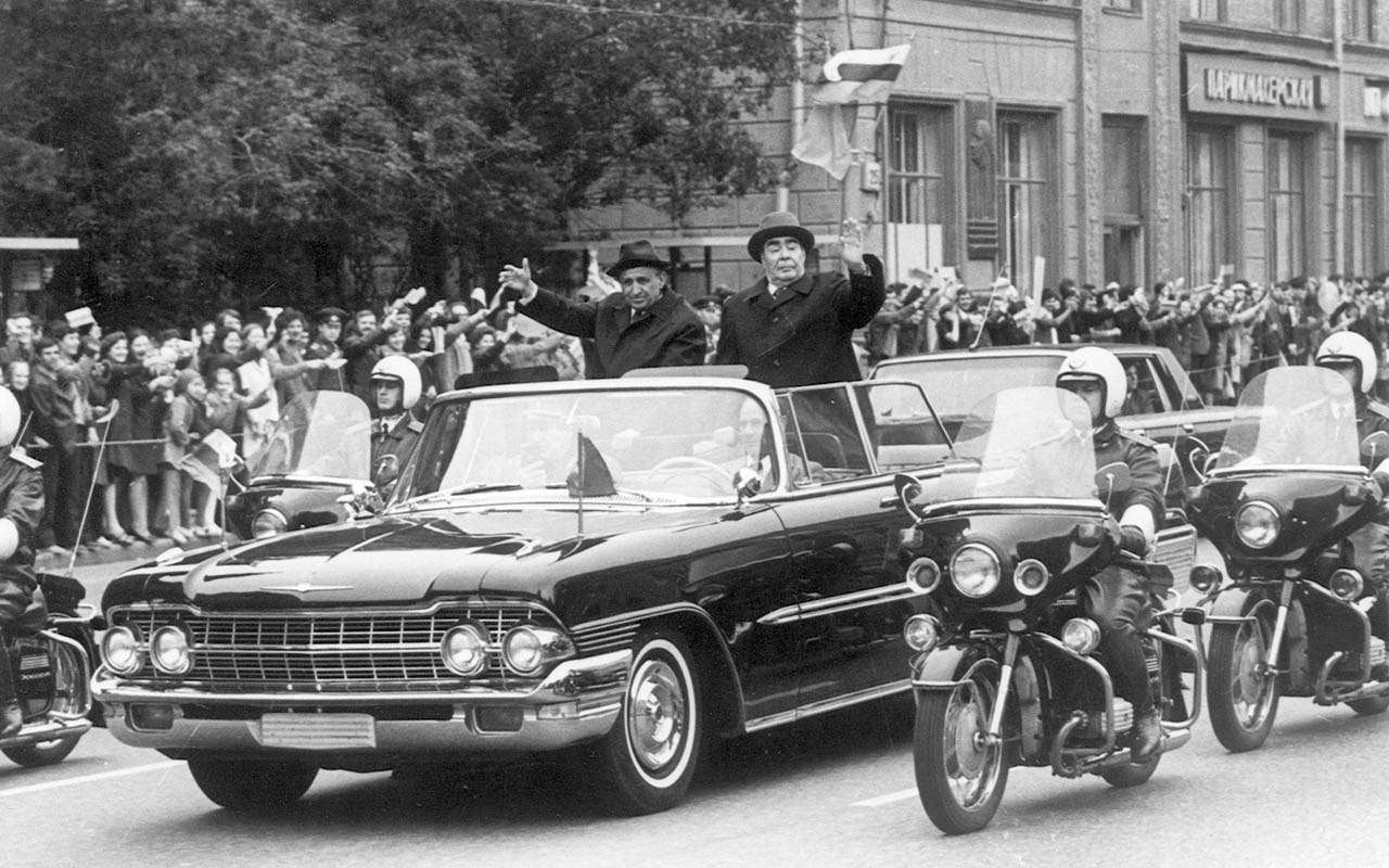 На чем ездили советские генсеки: от Ильича до Сергеича