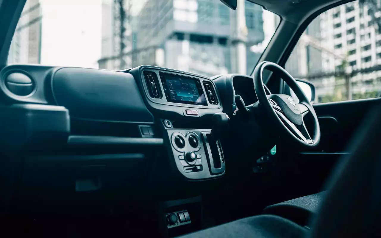 Интерьер Suzuki Alto