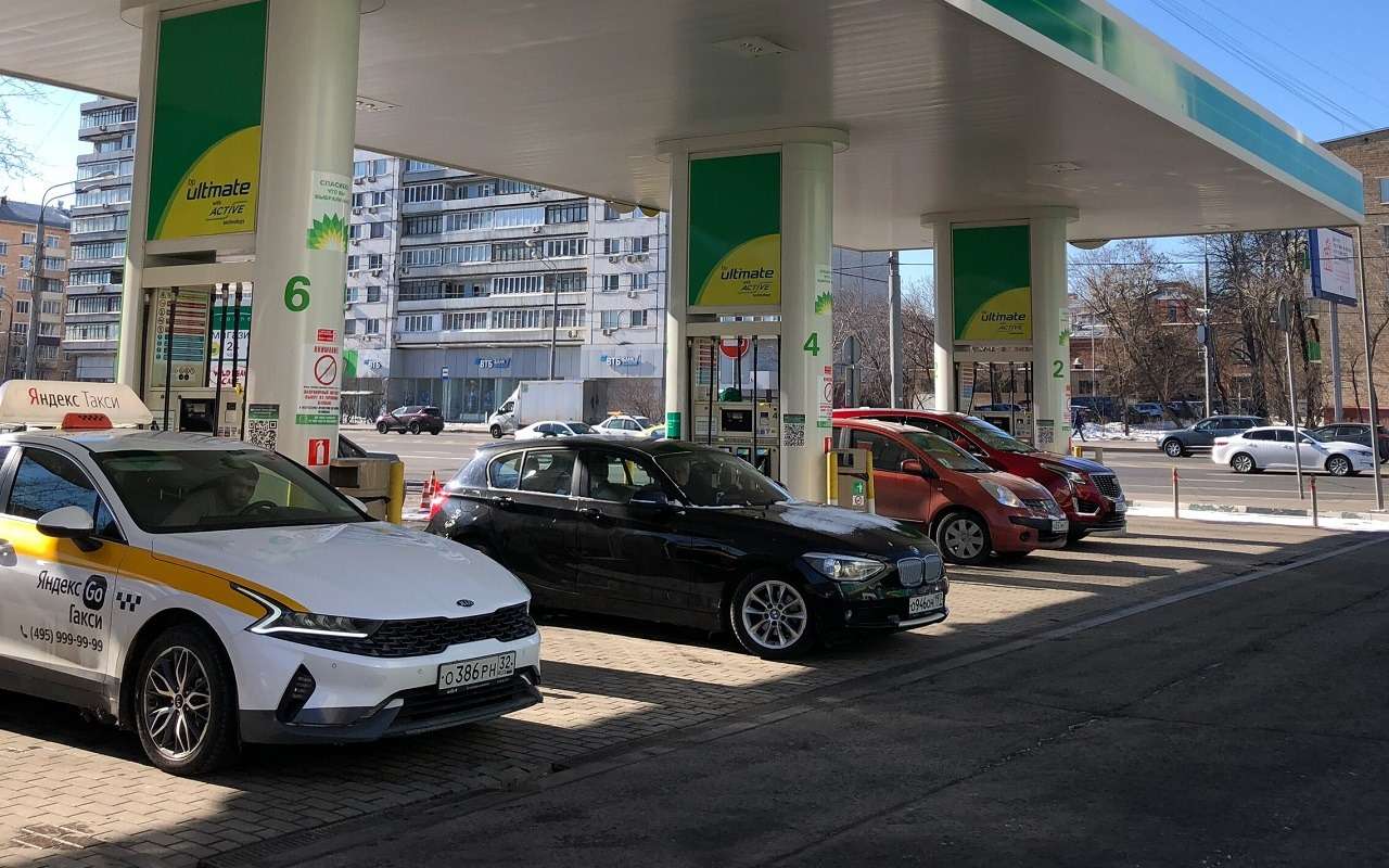 В Минэнерго РФ утвердят меры по росту предложения бензина и дизеля в России