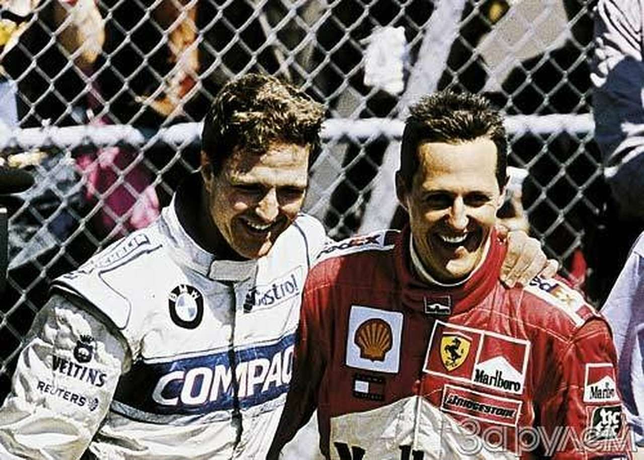 Младший выходит из тени