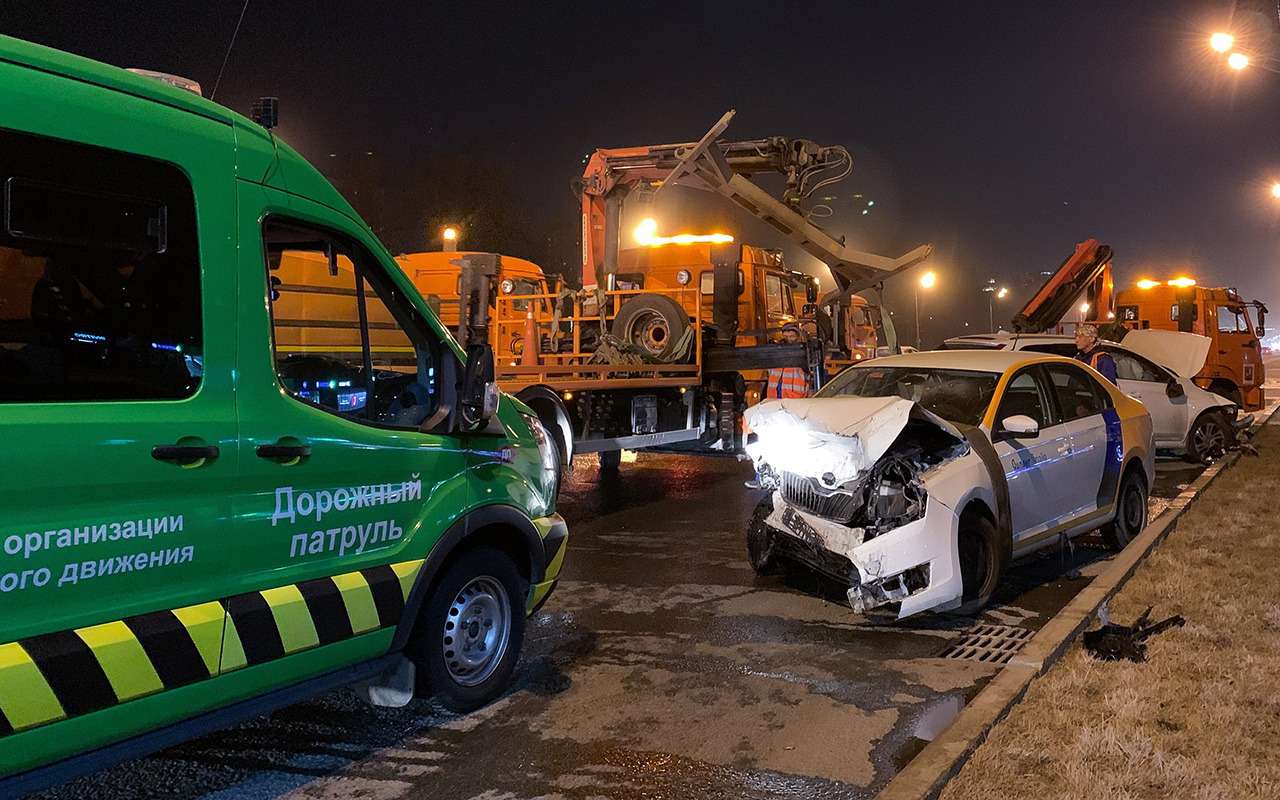 Очередное лобовое — на Кутузовском проспекте
