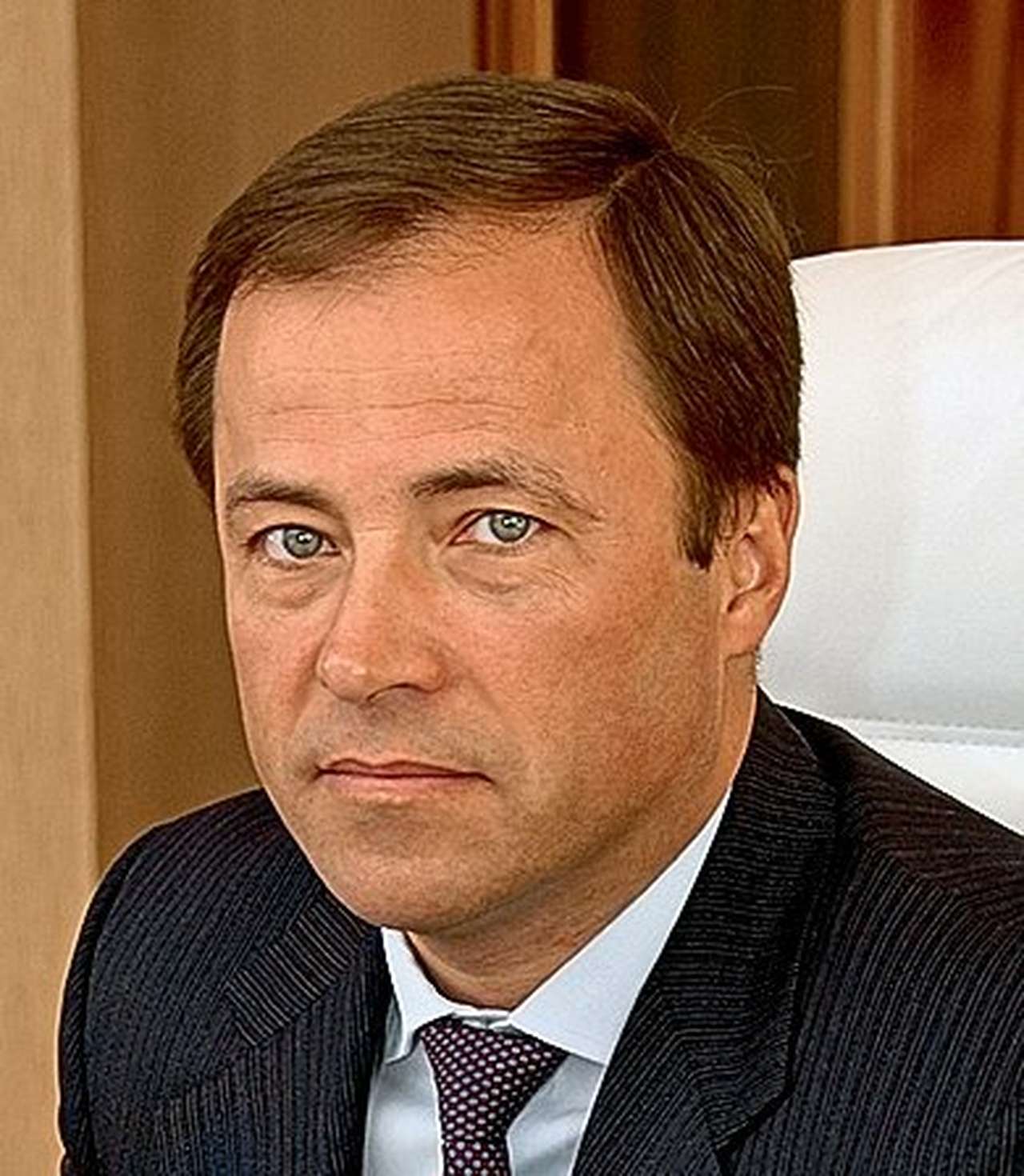 Путин наградил главу АВТОВАЗа орденом Почета