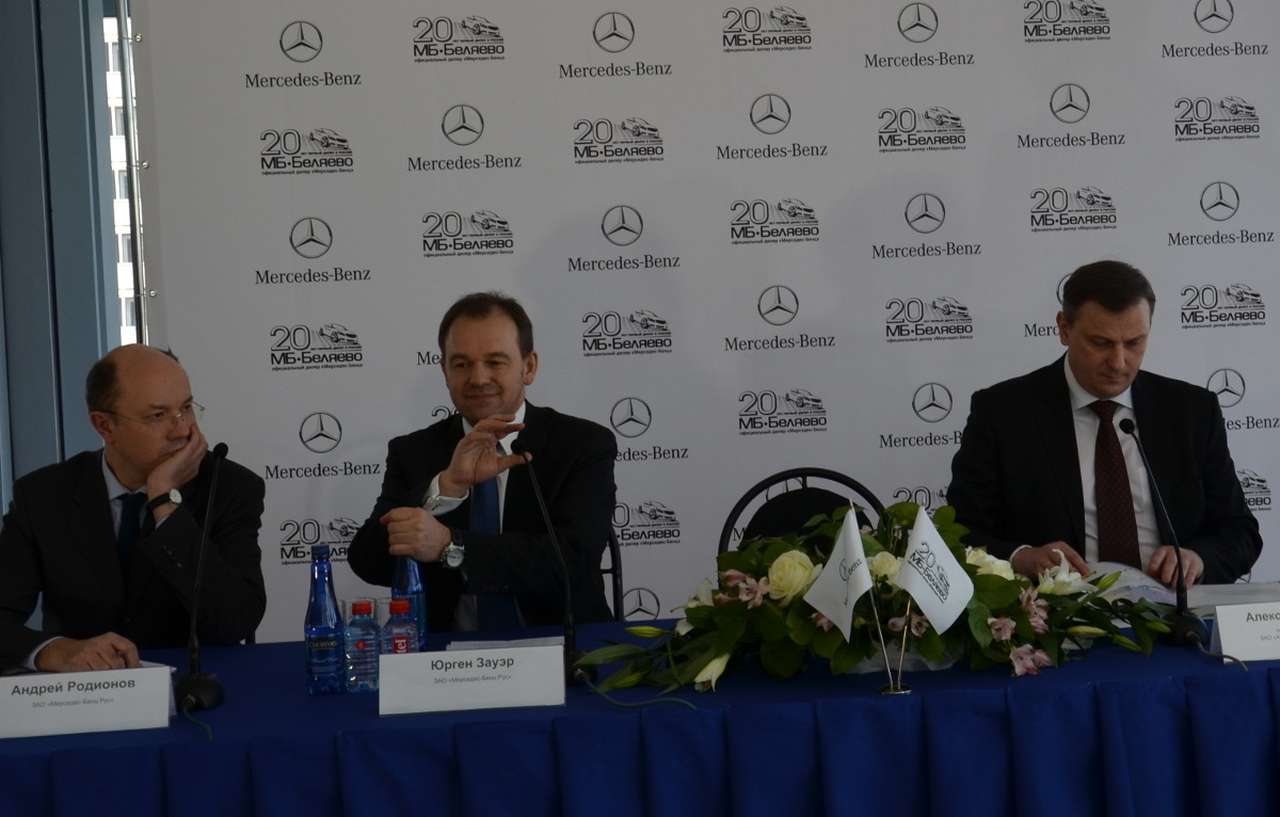 Merсedes-Benz: обслуживать автомобили по гарантии должны только официальные дилеры