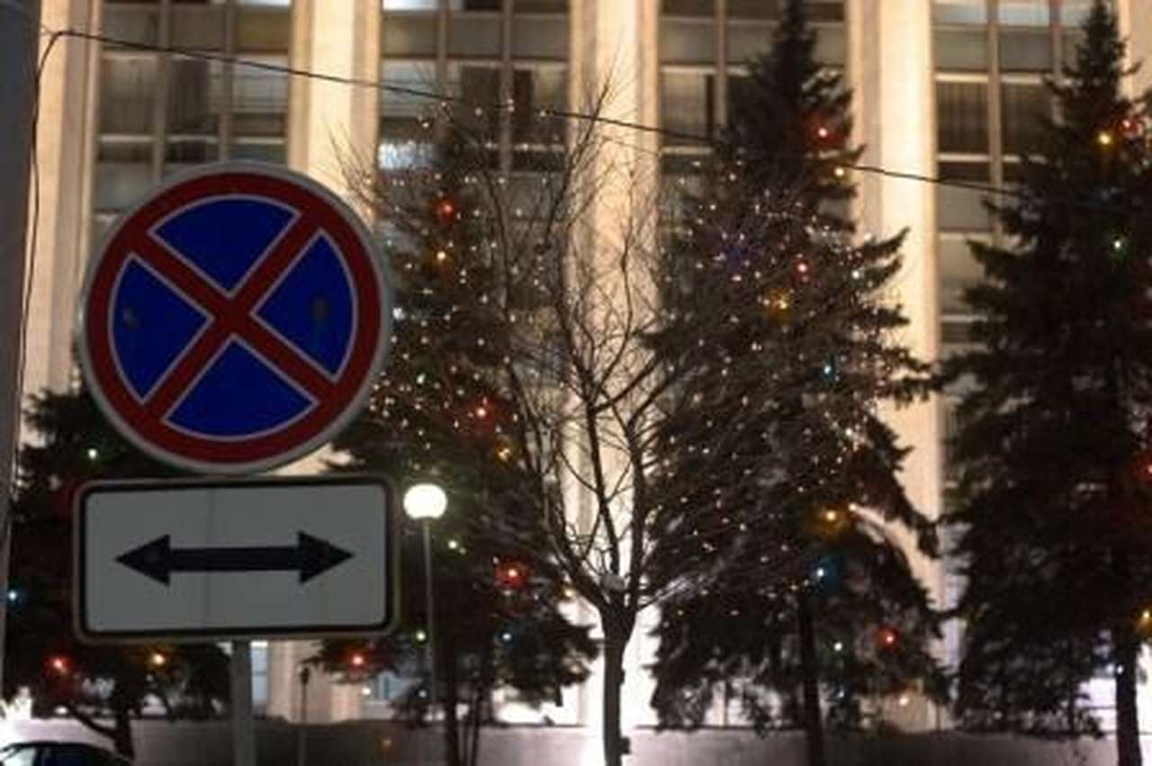 Изменения в правила парковки Госдума рассмотрит осенью 