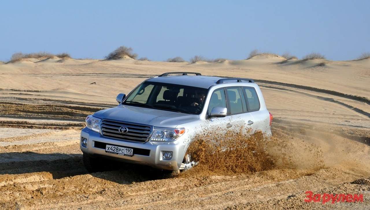 Toyota Land Cruiser: с высоты бархана