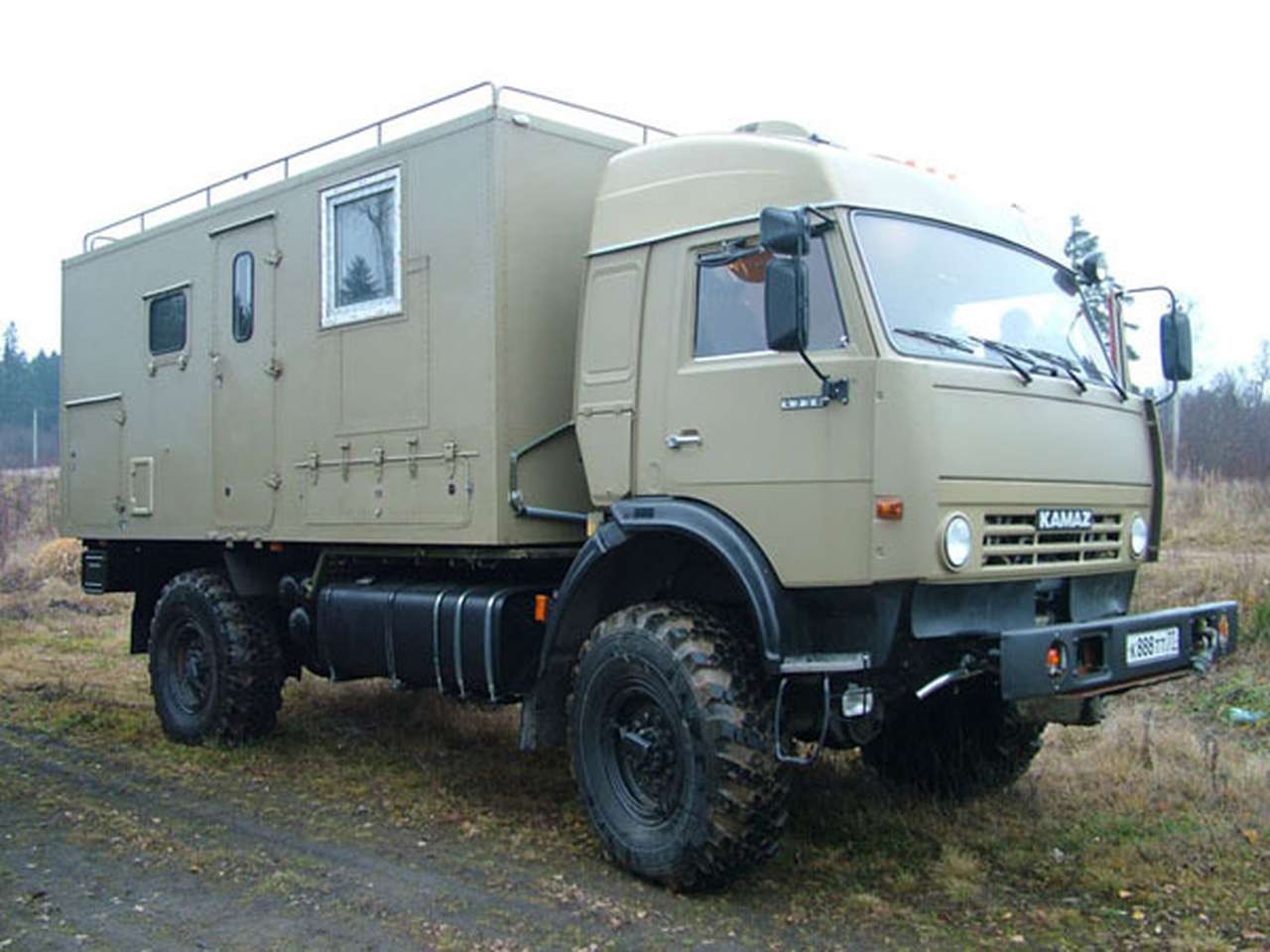 Переделка КамАЗов в автодома - дело привычное