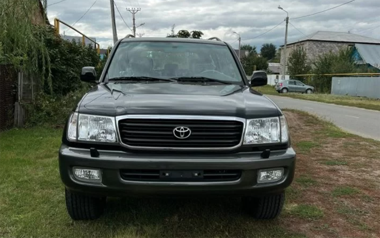 Toyota Land Cruiser