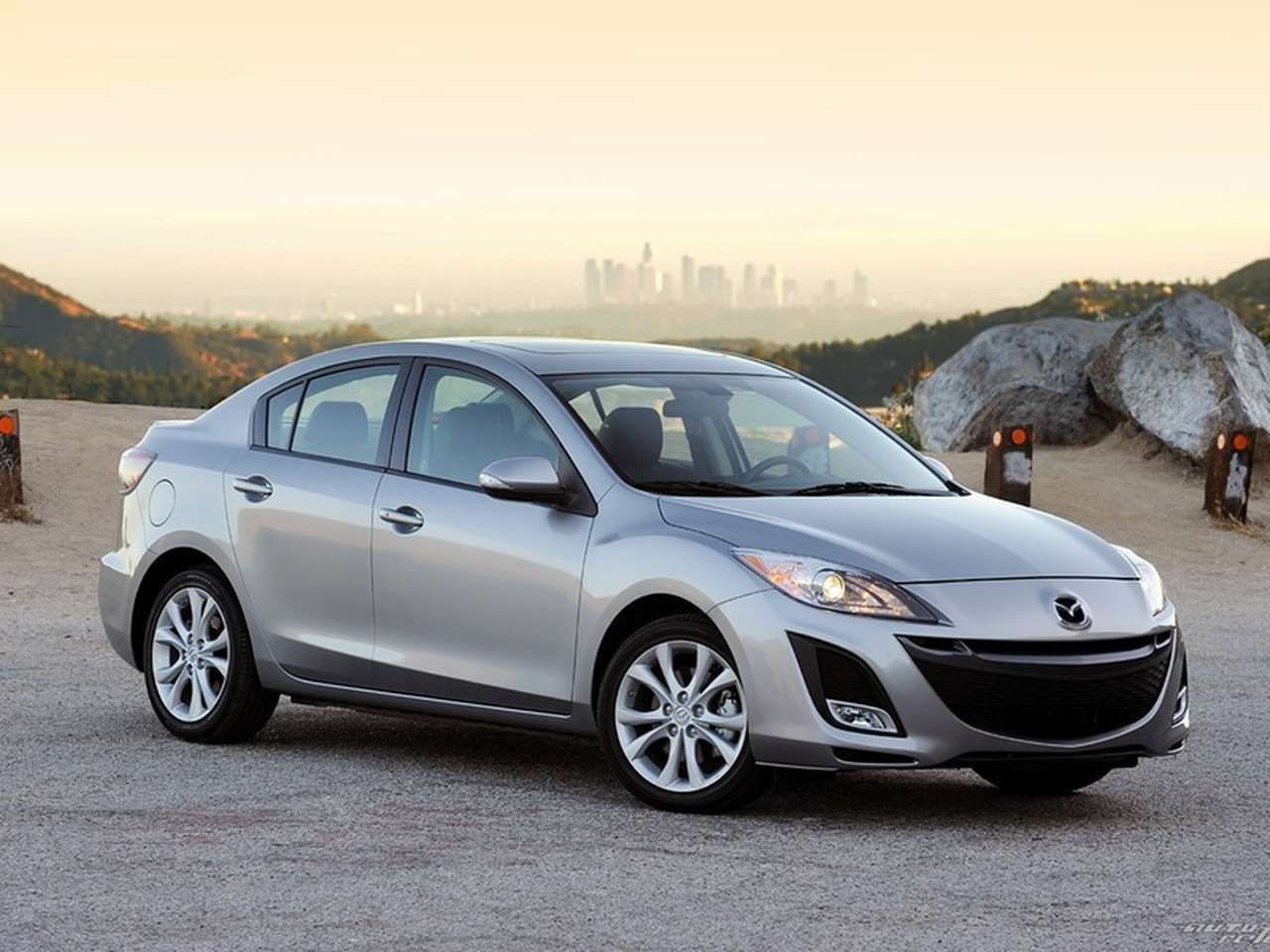 Что потеряла Mazda 3 второго поколения