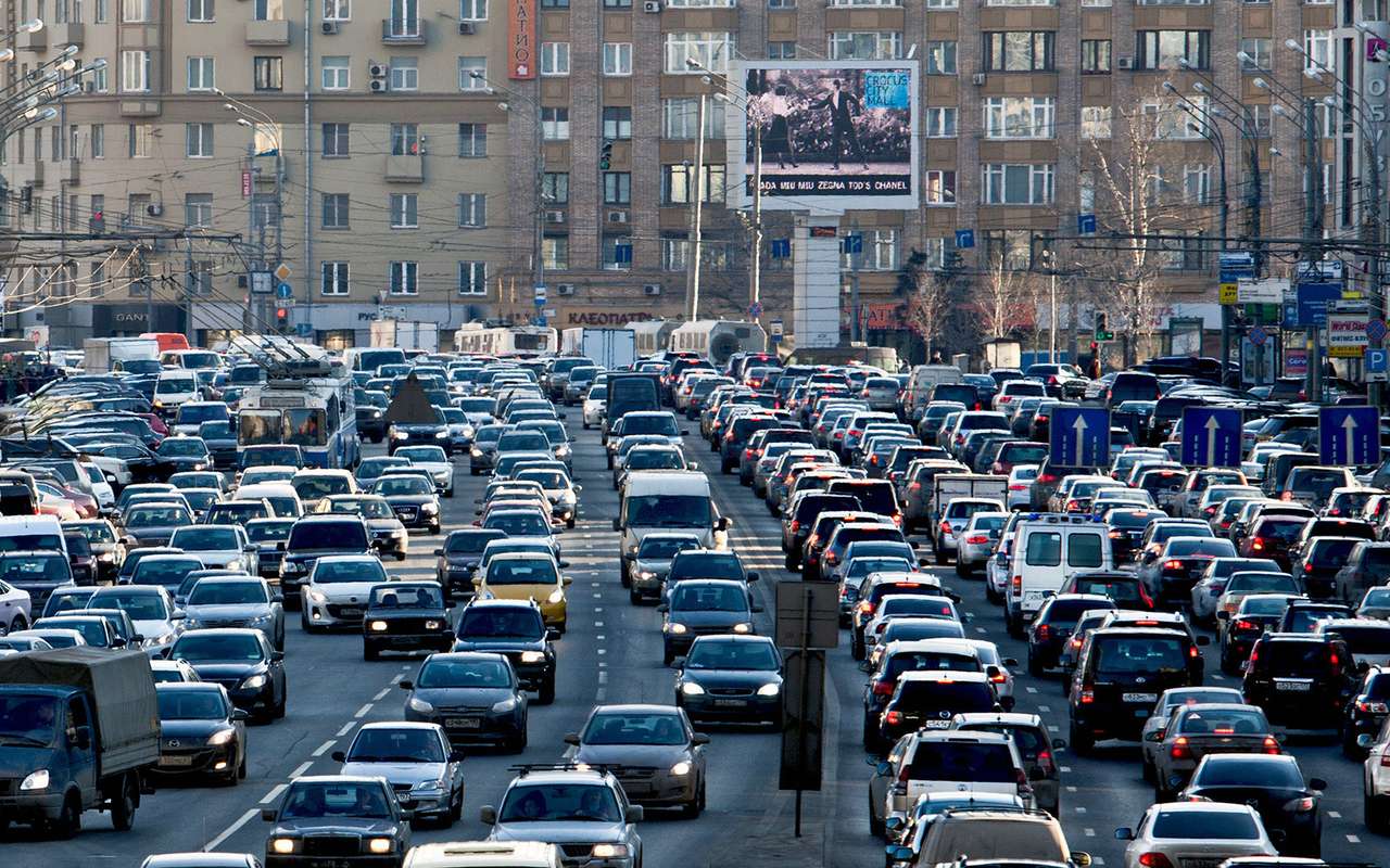 Транспортные потоки в Москве изучат с помощью мобильных телефонов