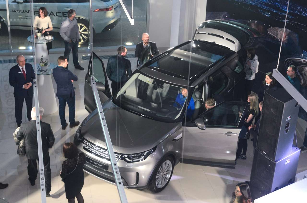 Минпромторг собирается плотнее поработать с дилерами