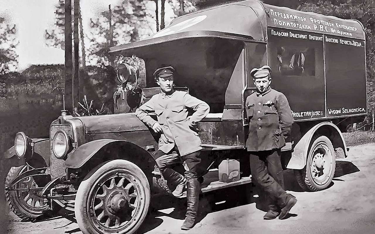 Первый советский грузовик получил необычное назначение: угадайте какое