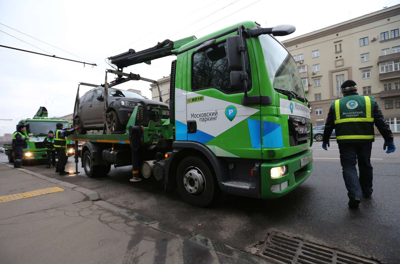 Госдума отказалась упорядочивать эвакуацию автомобилей