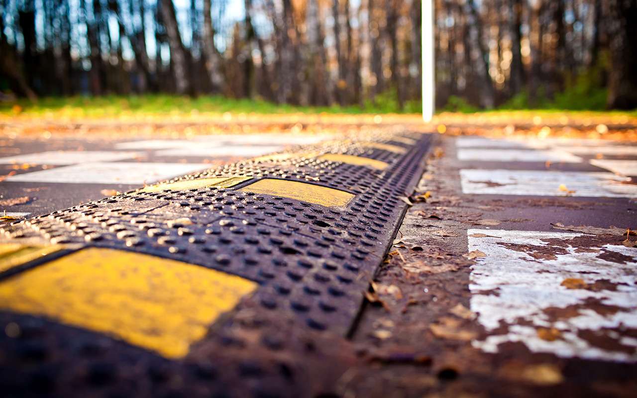 6 советов, как сберечь подвеску на «лежачих полицейских» (половина не работает!)