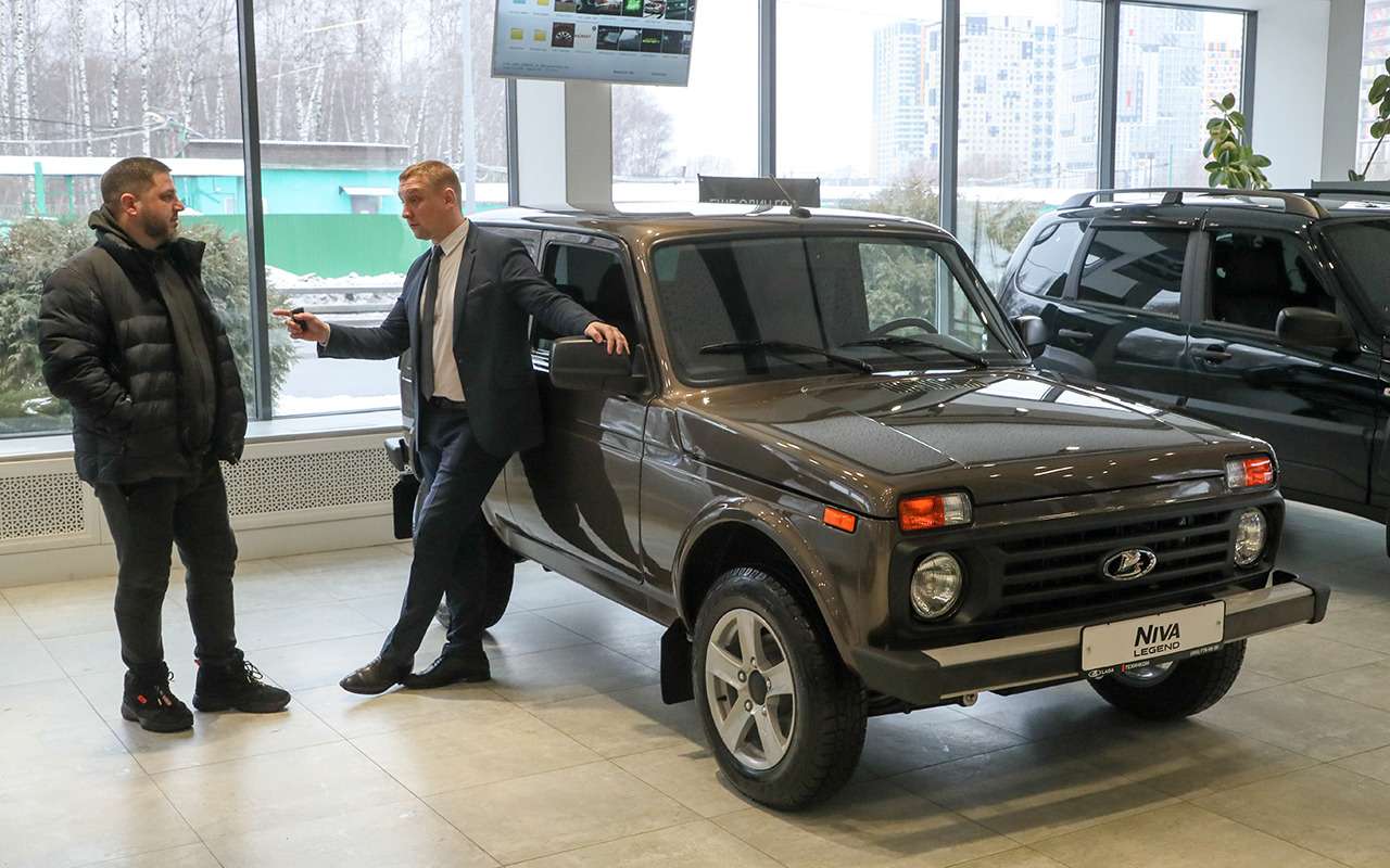Дилеры раскрыли причины роста спроса на Лады